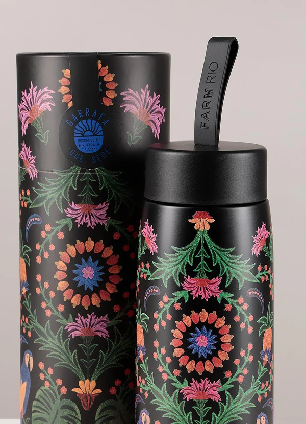Farm Etc - Garrafa que Sede 750ml Tapeçaria Preto 3