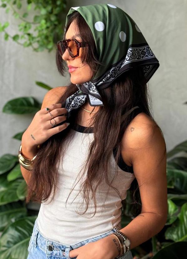 Choyee - Lenço Poá Chic Verde 9