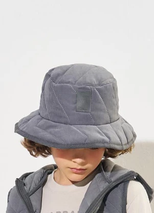 Catavento - Bucket em Matelassê Cinza - CATAVENTO