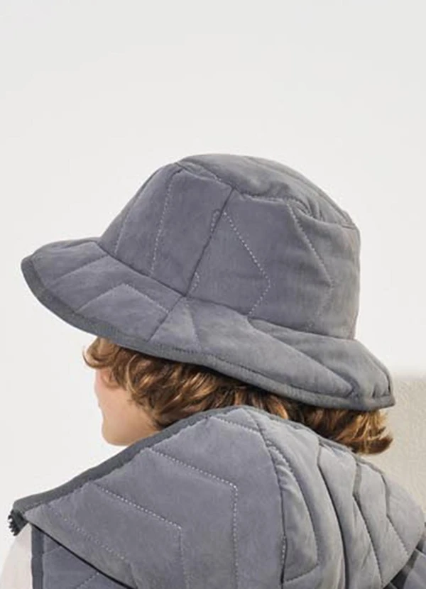 Catavento - Bucket em Matelassê Cinza 2