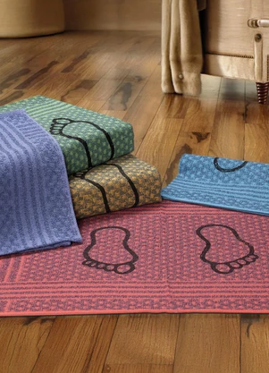 Lar e Lazer - Toalha Piso Pezinho Vermelho - LAR E LAZER