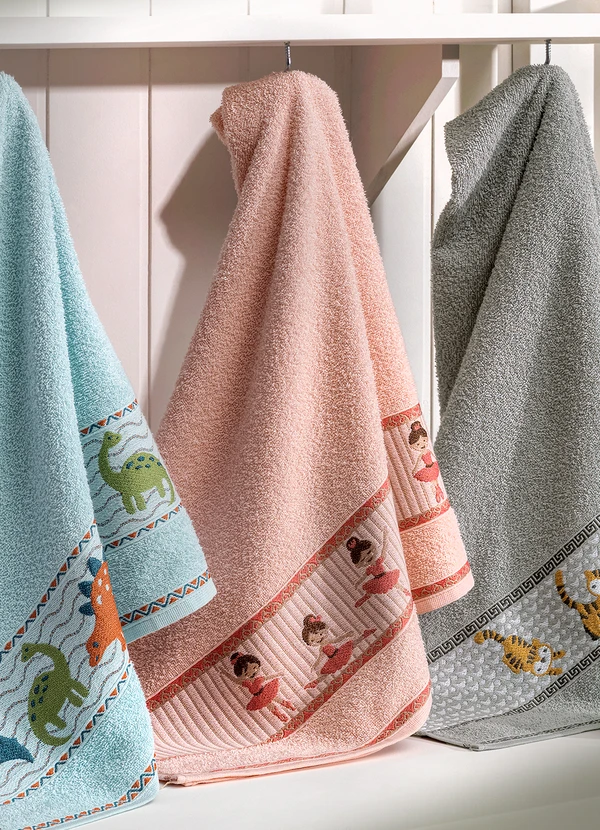 Lar e Lazer - Toalha de Banho Bailarina 1 Peça