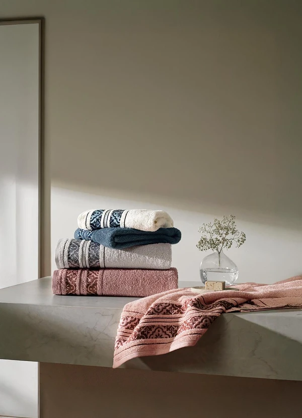 Karsten - Toalha de Banho Braga Cinza Escuro 2