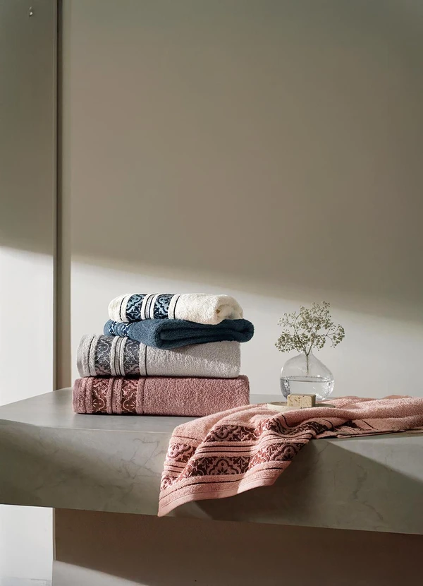 Karsten - Toalha de Banho Braga Cinza 3