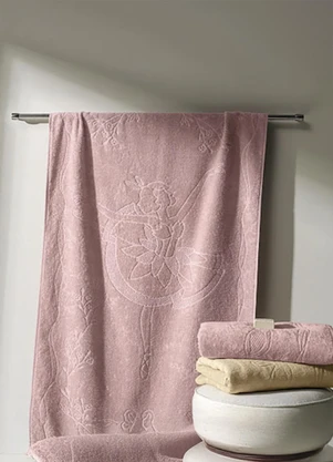 Karsten - Toalha de Banho Infantil Encantada Rosa - KARSTEN