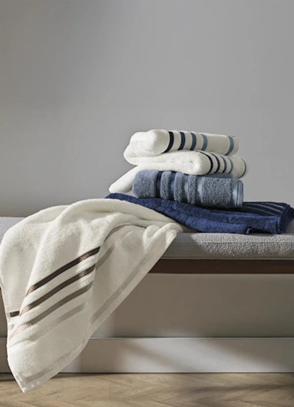 Karsten - Toalha de Banho Lumina Branco/Azul 3