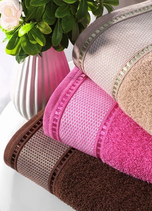 Lar e Lazer - Toalha de Banho Rosa Forte 1 Peça - LAR E LAZER