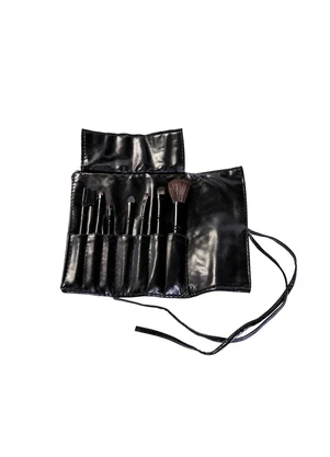 Mundo Lar - Kit Pincéis com Estojo Preto 7 Peças - MUNDO LAR