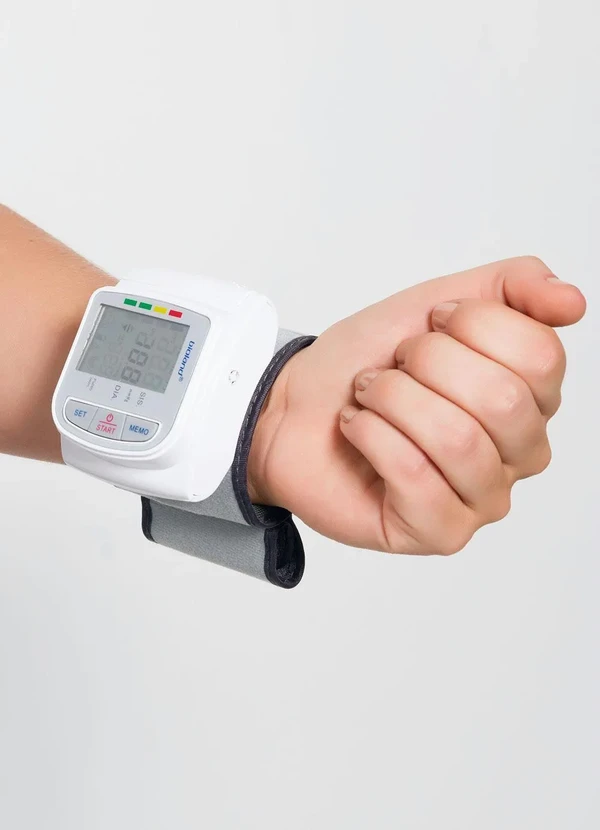 Bioland - Aparelho de Pressão Digital - Branco 3