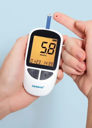 Bioland - Kit Medidor de Glicose Branco 25 Fitas - BIOLAND