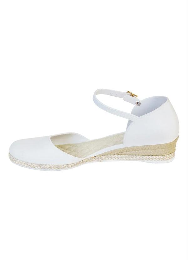 Outlet - Sandália Branca com Salto Anabela 3