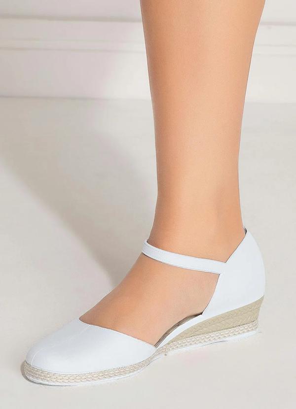 Outlet - Sandália Branca com Salto Anabela 5
