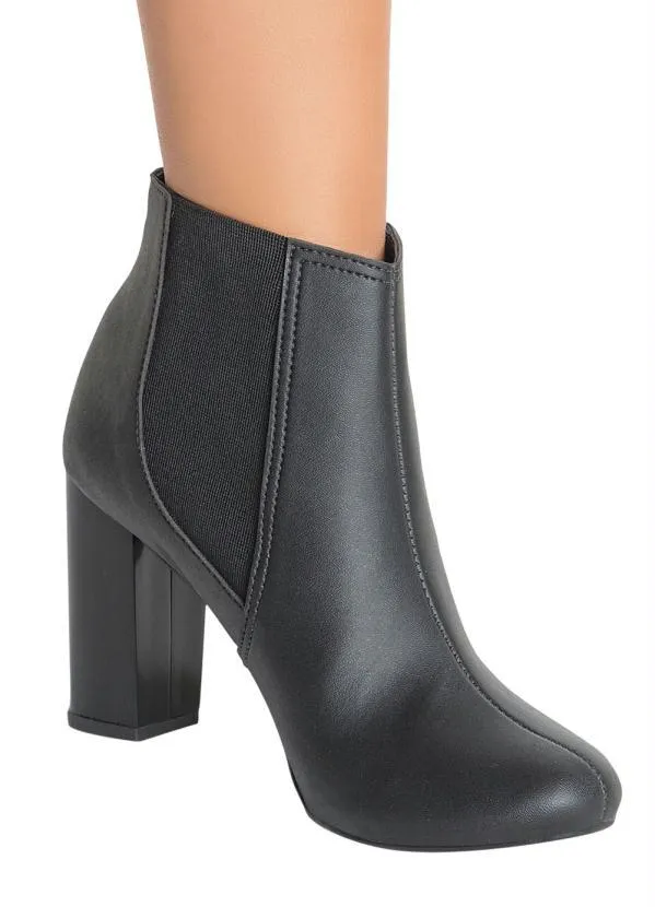 Perfecta - Bota com Elástico no Cano Preta 5