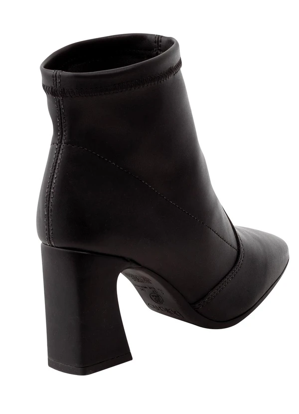 Beira Rio - Bota Beira Rio Preta em Sintético 2