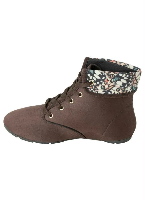 Perfecta - Bota Café em Camurça Sintética 3