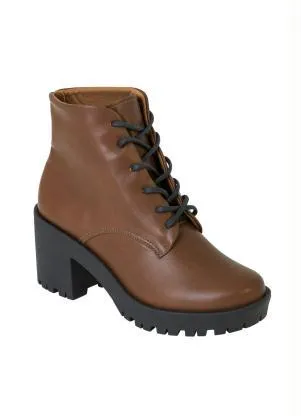 Bota Caramelo Cano Médio com Solado Tratorado Perfecta