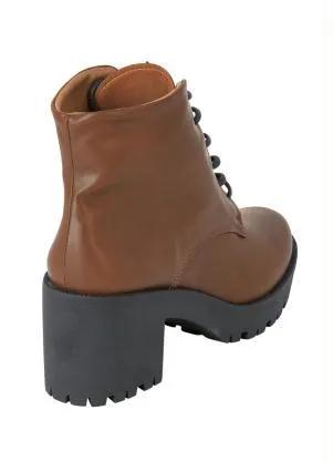 Perfecta - Bota Caramelo Cano Médio com Solado Tratorado - PERFECTA
