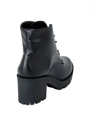 Perfecta - Bota Preta Cano Médio com Solado Tratorado - PERFECTA