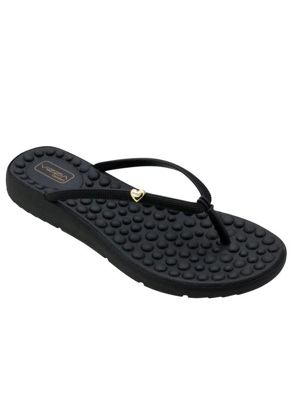 Chinelo (Preto) com Adereo de Corao