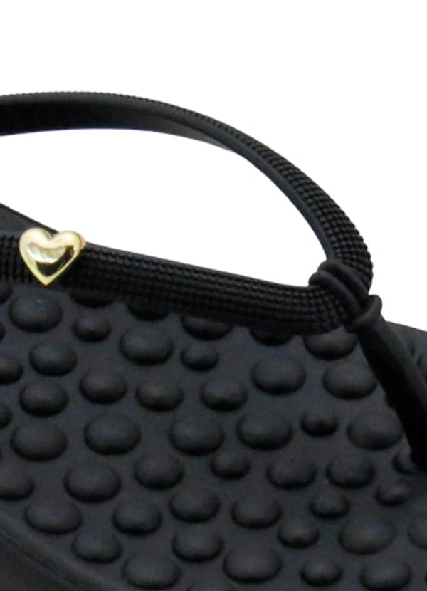 Perfecta - Chinelo Preto com Adereço de Coração 2
