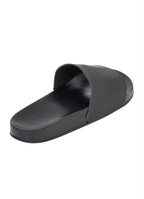 Outlet - Chinelo Slide Preto com Estampa em Relevo 2