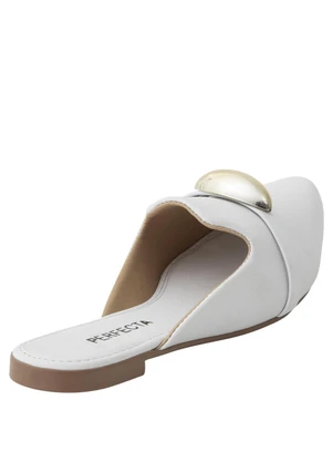 Perfecta - Mule Branco com Adereço Dourado - PERFECTA