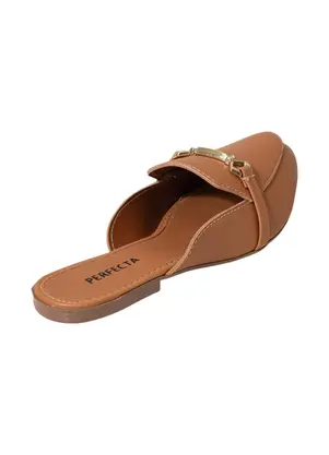 Perfecta - Mule Caramelo em Sintético com Detalhe Dourado - PERFECTA