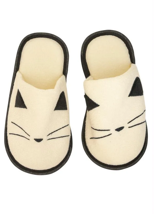 Perfecta - Chinelo Pantufa Creme com Detalhe Bordado 4