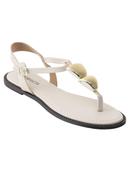 Rasteira Off White com Adere�o Dourado