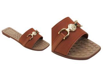 Rasteirinha Caramelo com Adereo no Cabedal