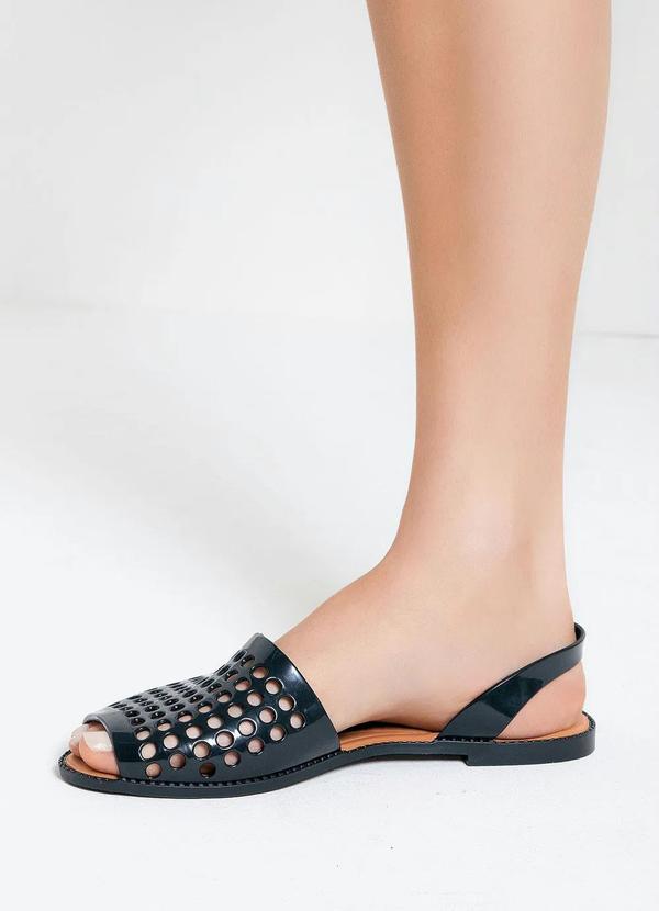 Outlet - Rasteirinha Preta com Fivela 2