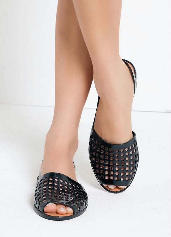 Outlet - Rasteirinha Preta com Fivela 3