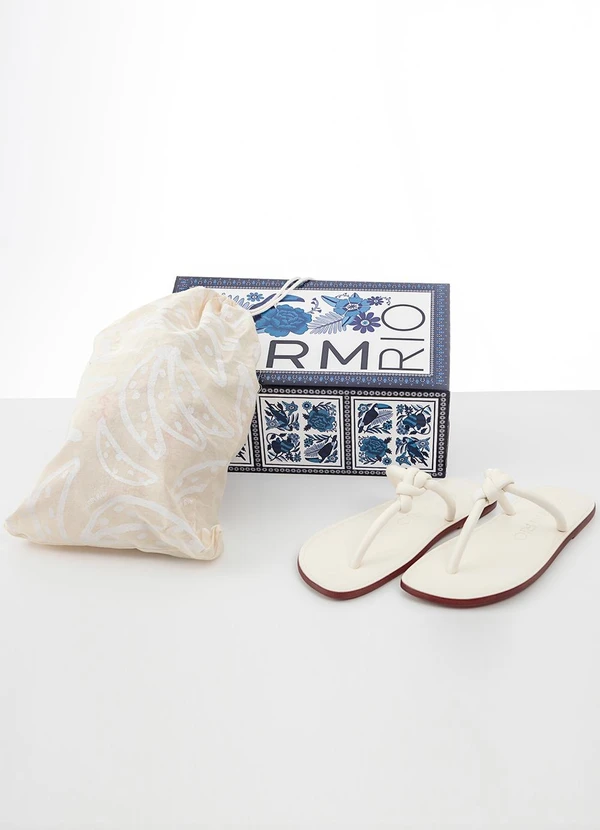 Farm - Sandália Salto Rasteiro Bege 4