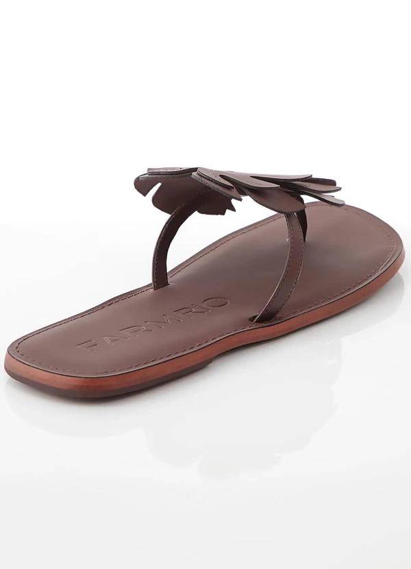 Farm - Sandália Salto Rasteiro Marrom 2