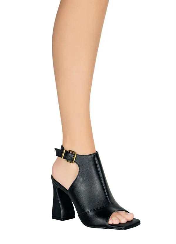 Vizzano - Ankle Boot Vizzano Preto em Sintético 4