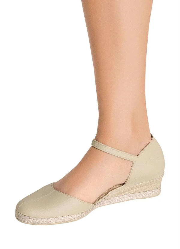 Perfecta - Sandália Anabela Bege Salto Baixo 5