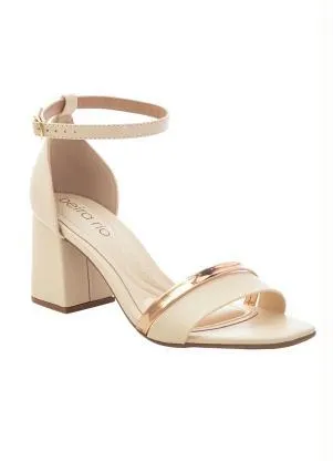 Sandália Beira Rio Creme em Sintético Multimarcas