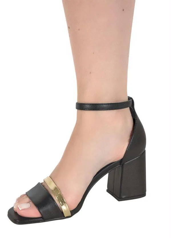 Sandália Beira Rio Preto em Sintético Multimarcas