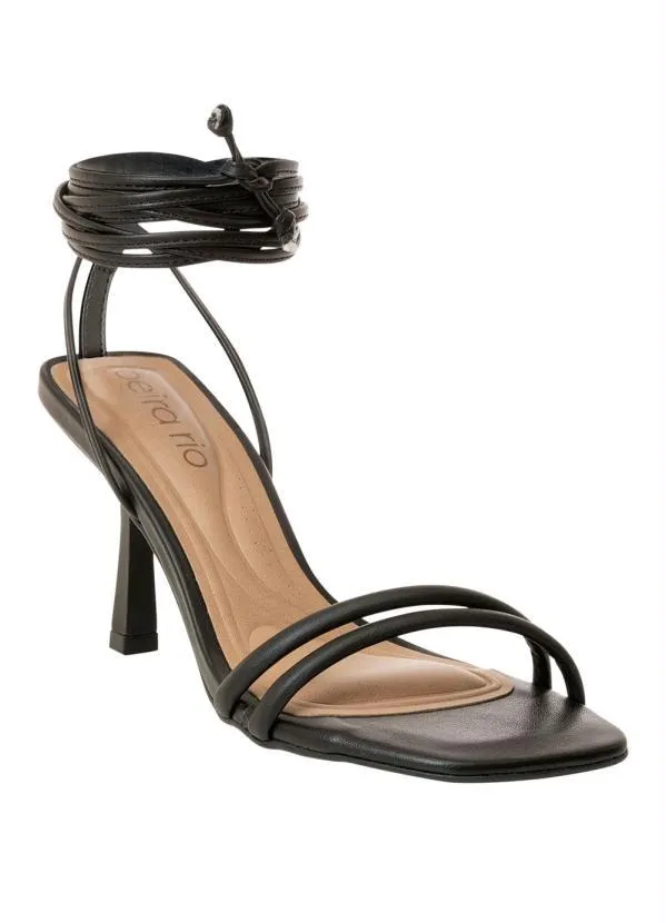 Beira Rio - Sandália Beira Rio Preto em Sintético