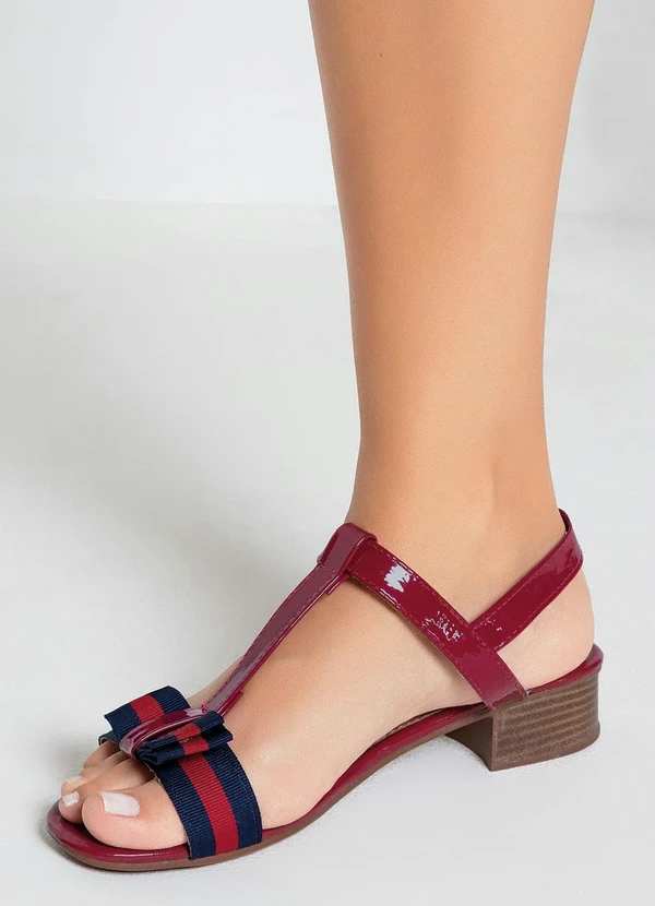 Perfecta - Sandália Bordô com Detalhes em Gorgurão 5