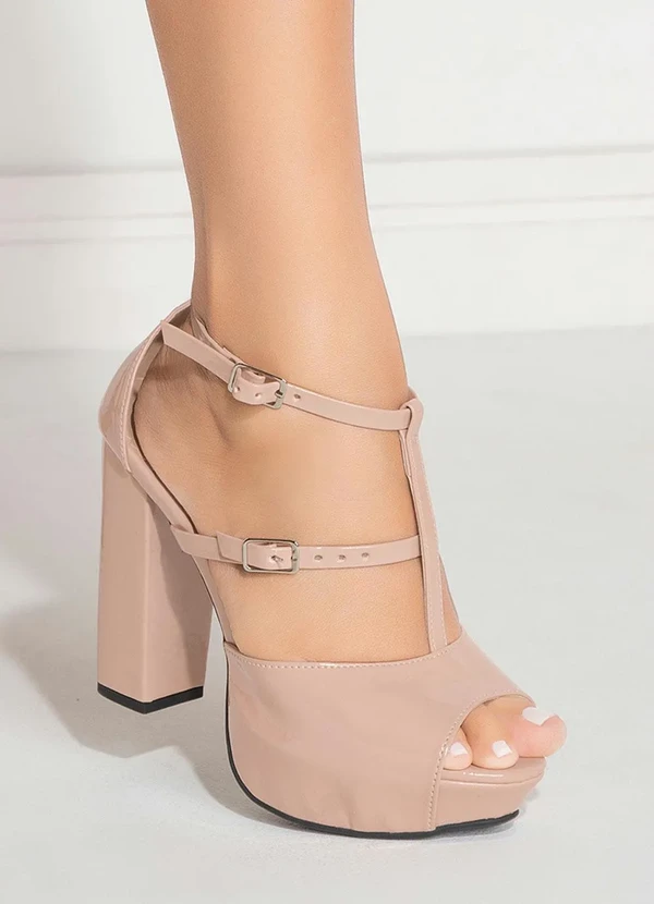 Perfecta - Sandália Nude Meia Pata de Verniz com Tiras 4