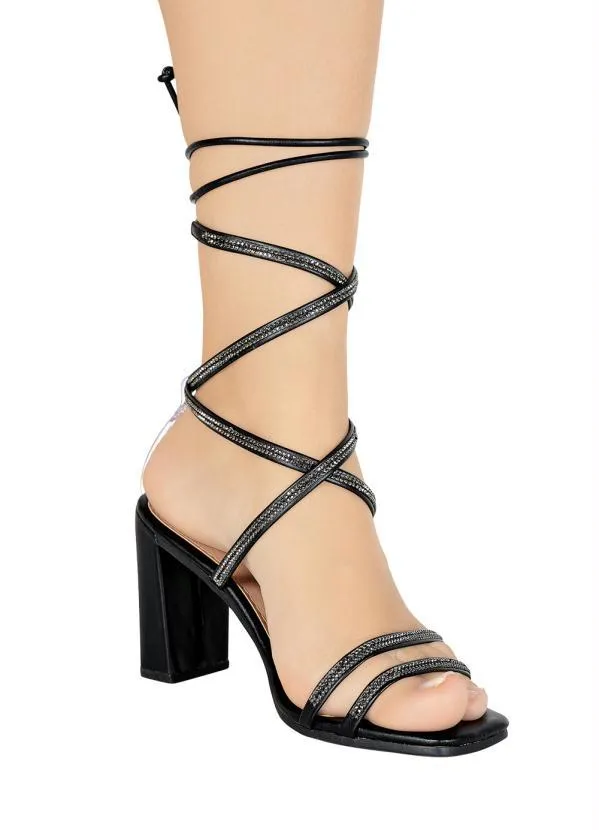 Perfecta - Sandália Preta com Strass 4