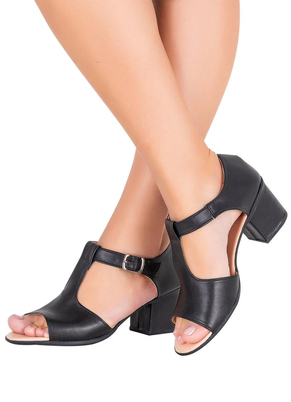 Perfecta - Sandália Preta em Material Sintético