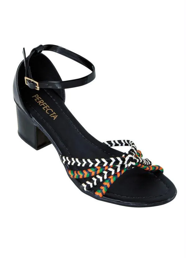 Perfecta - Sandália Preto com Tiras Transpassadas