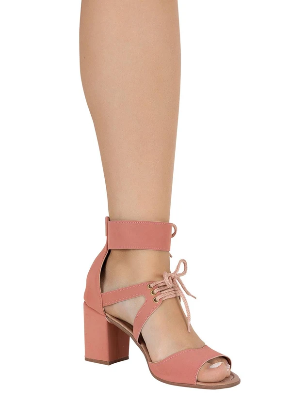 Perfecta - Sandália Rosa em Camurça 4