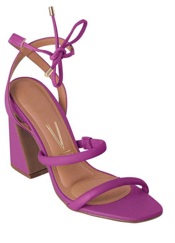 Vizzano - Sandália Vizzano Fucsia com Salto Diferenciado