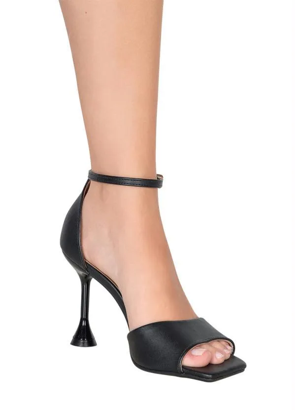 Vizzano - Sandália Vizzano Preto em Sintético 4
