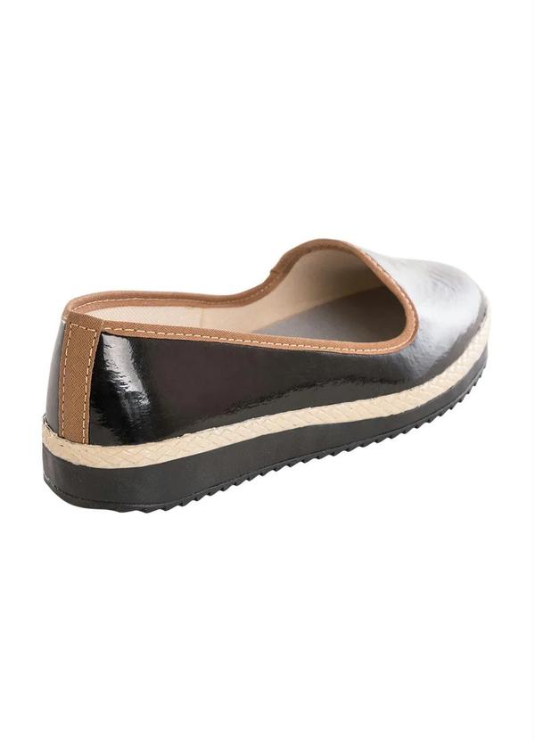 Outlet - Sapatilha Preta Envernizada Salto Tratorado 2