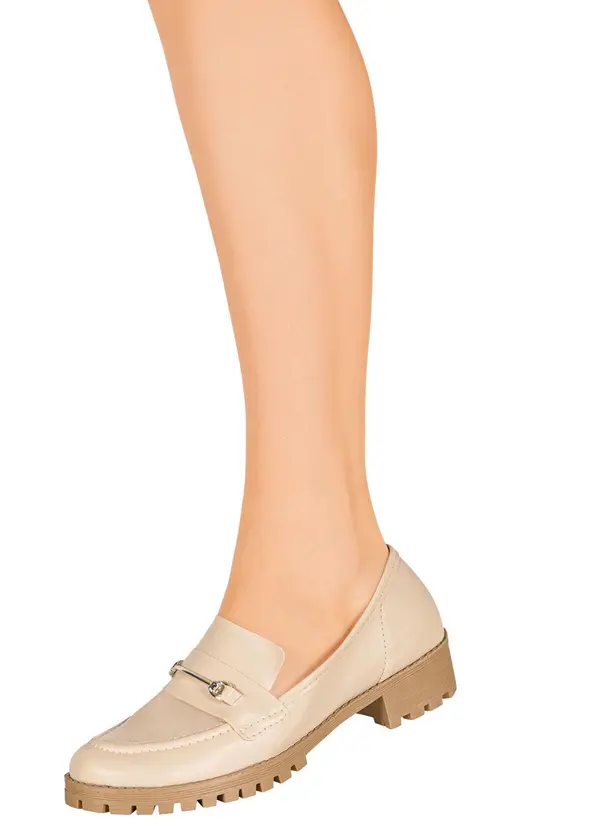 Perfecta - Mocassim Off White com Detalhe Dourado 5