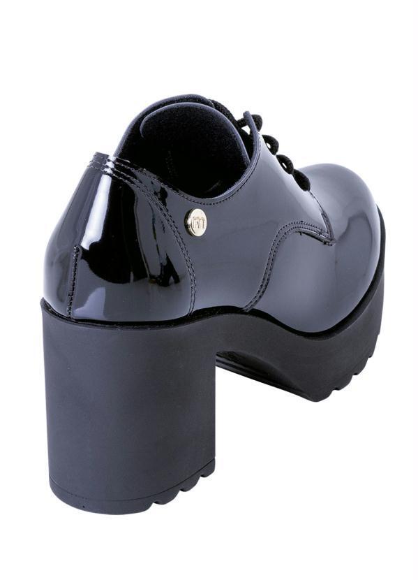 Moleca - Sapato Moleca Preto em Sintético Verniz 2